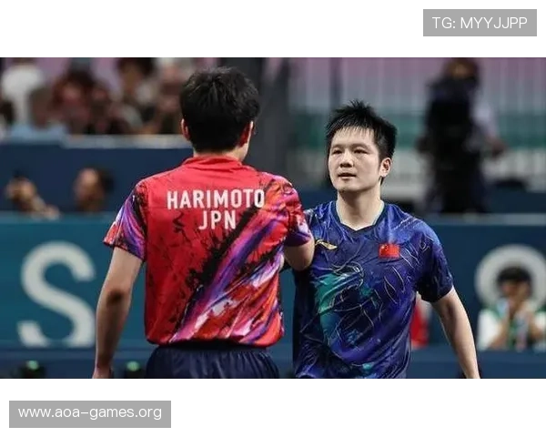 爆冷与VAR再度正面交锋 经典场面重现引发广泛争议 爆冷与VAR再度正面交锋 经典场面重现引发广泛争议